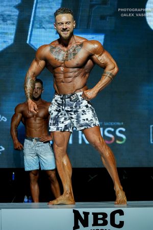 MEN'S FHYSIQUE 174